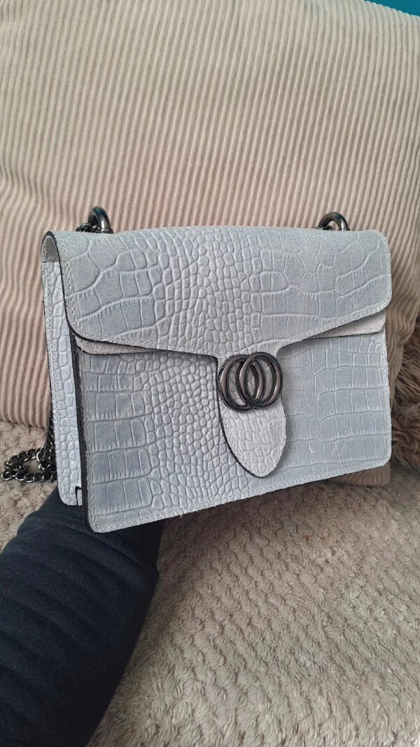 Sac bandoulière carré "croco" gris