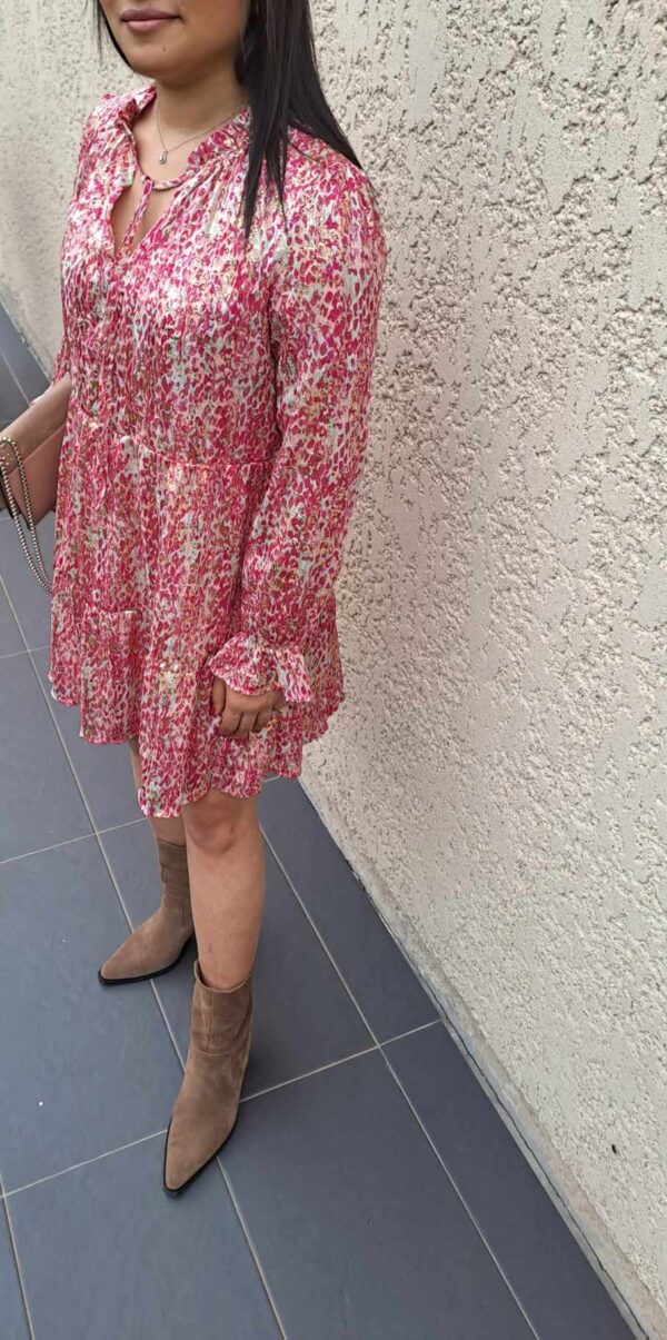 robe fluide rose légère printemps mi-longue à manches longues