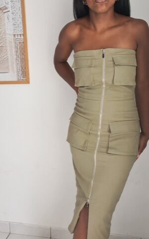 Robe cargo kaki dos nu robe cargo bustier dos nu fermeture éclair et poches devant boutique en ligne Rose Carmel