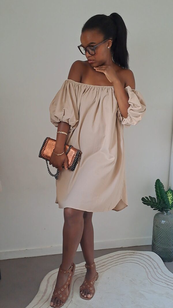 robe manches tombantes courtes bouffantes coupe bardot couleur camel boutique en ligne rose carmel