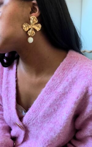 boucles d'oreilles doré en acier inoxydable fleurs et perle boutique en ligne rose carmel