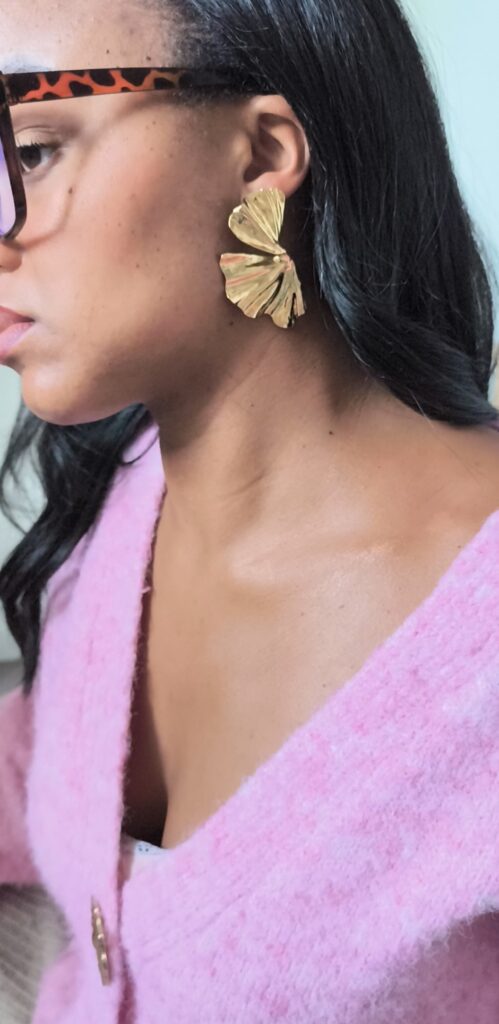 boucles d'oreilles doré en acier inoxydable forme pétales boutique en ligne rose carmel