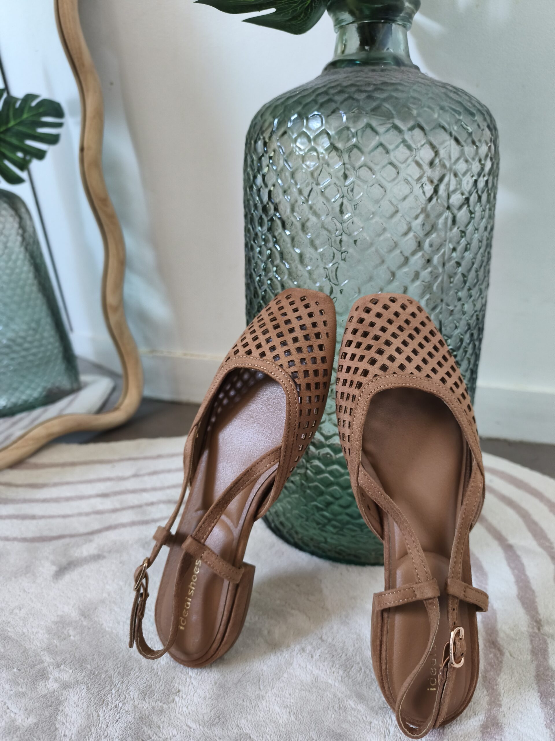 ballerines ouvertes à l'arrière couleur marron suedine