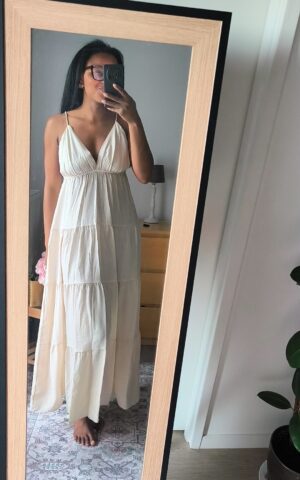 Robe longue d'été crème - légère et parfaite pour l'été