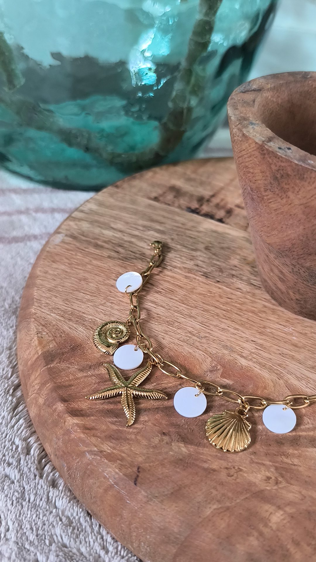 Bracelet avec Charms doré - Féminin et solaire