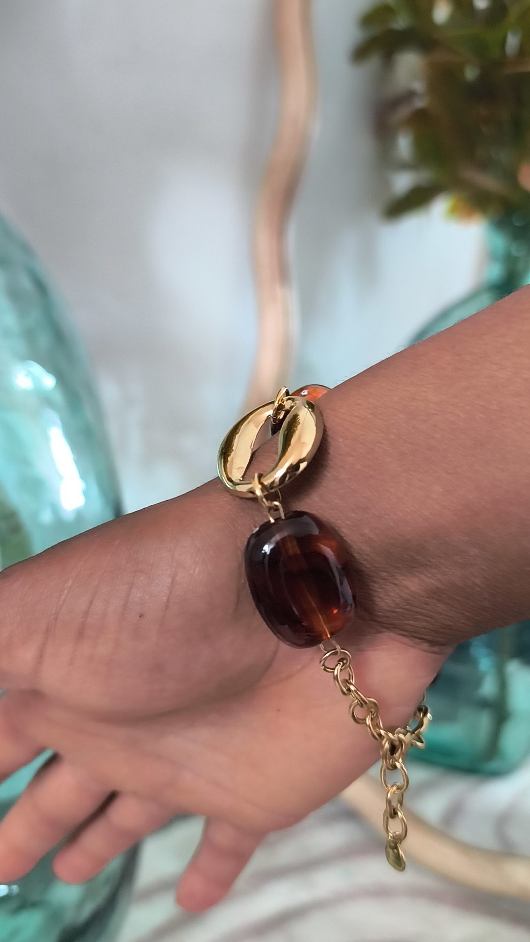 Bracelet doré - Féminin et solaire