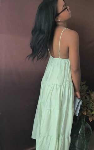 robe de dos longue pistache sans manches, rose carmel